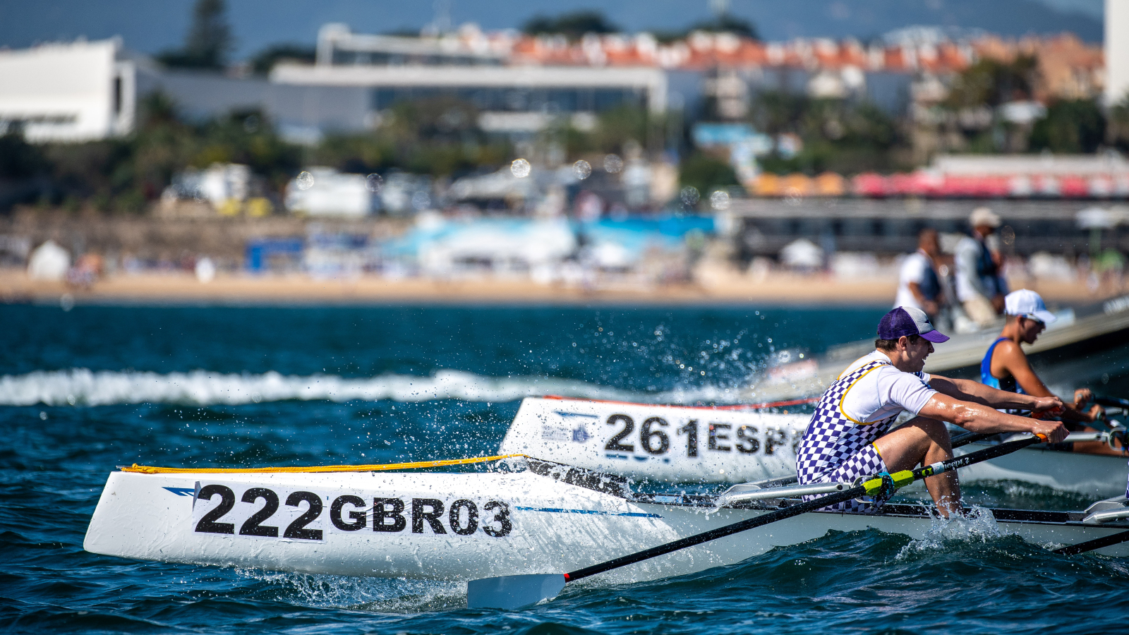 Close racing at the World Coastals (c) World Rowing / Benedict Tufnell